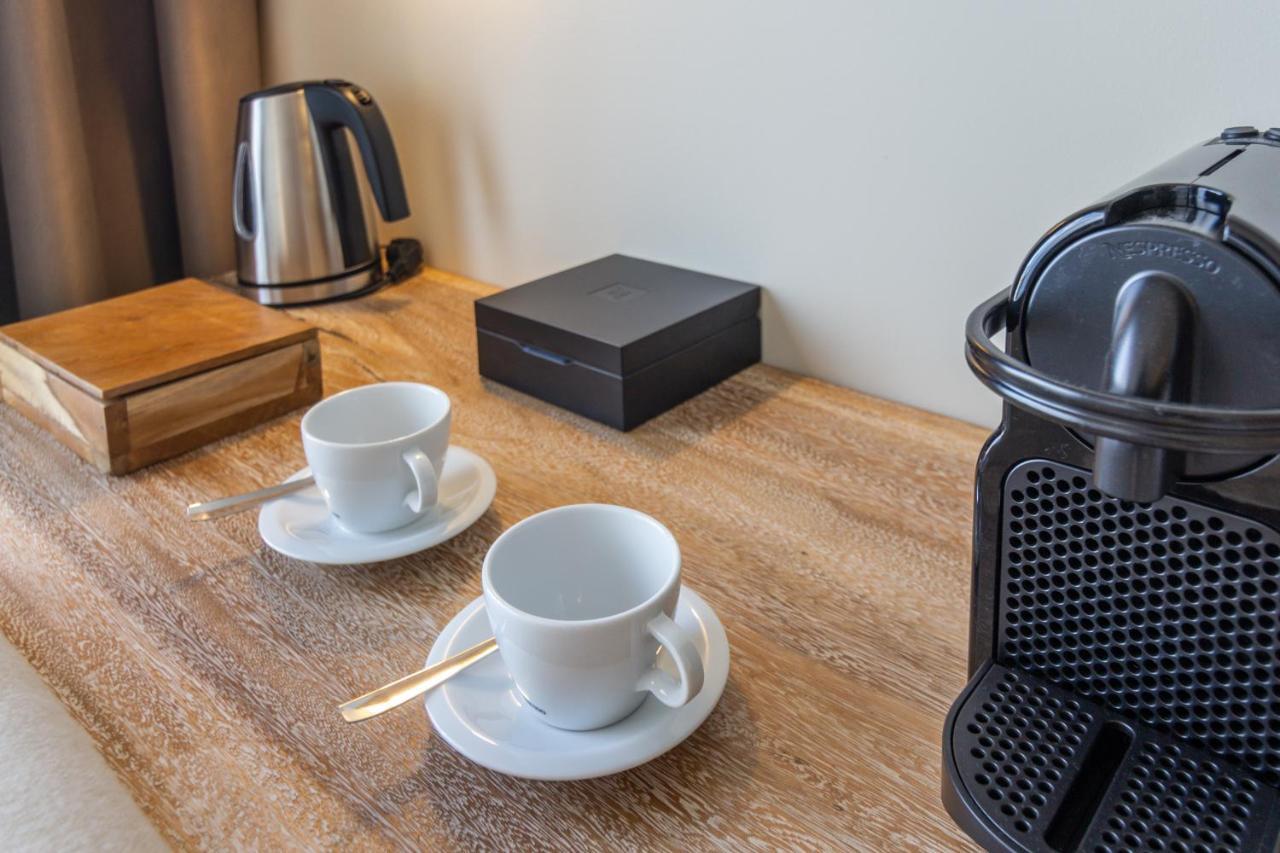 Zahara Beach & Spa By Qhotels - Adults Recommended Захара де лос Атунес Екстериор снимка A Nespresso coffee machine in a hotel room